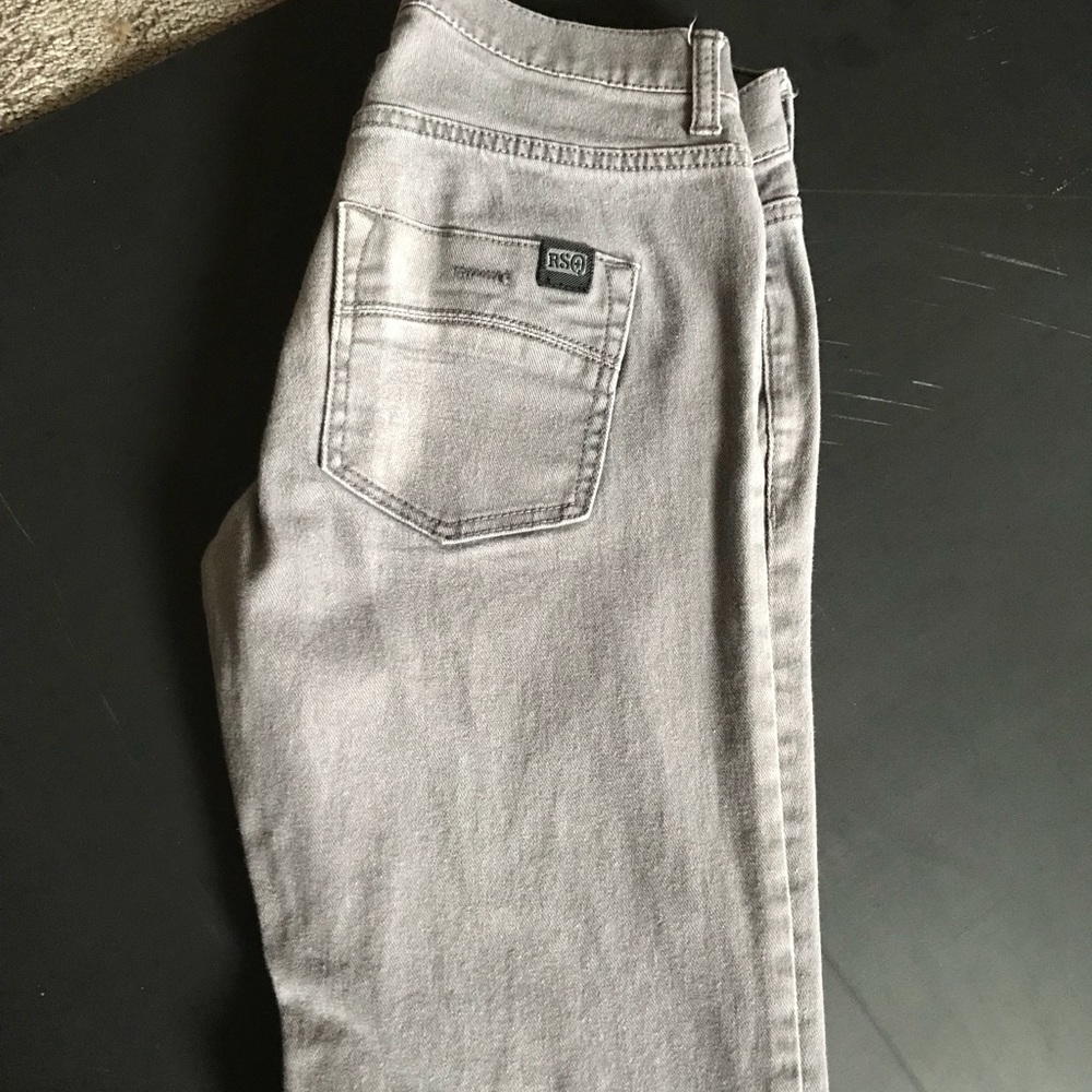 Super Skinny Grey Washed Jeans